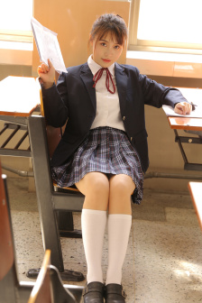 色成人